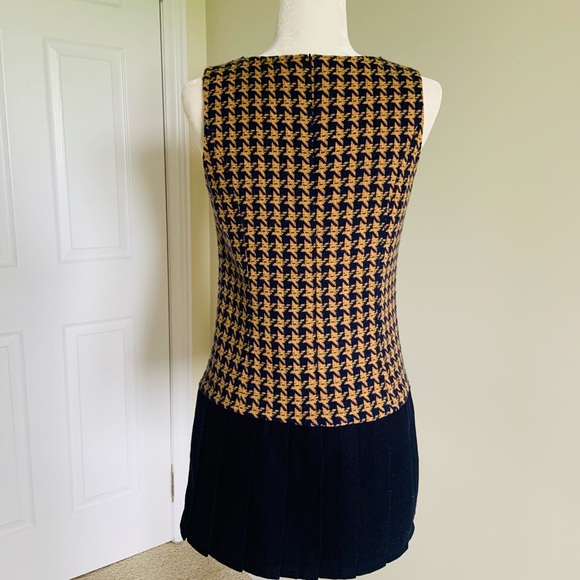 Chic Houndstooth Mini Dress – Size S - Picture 13 of 13